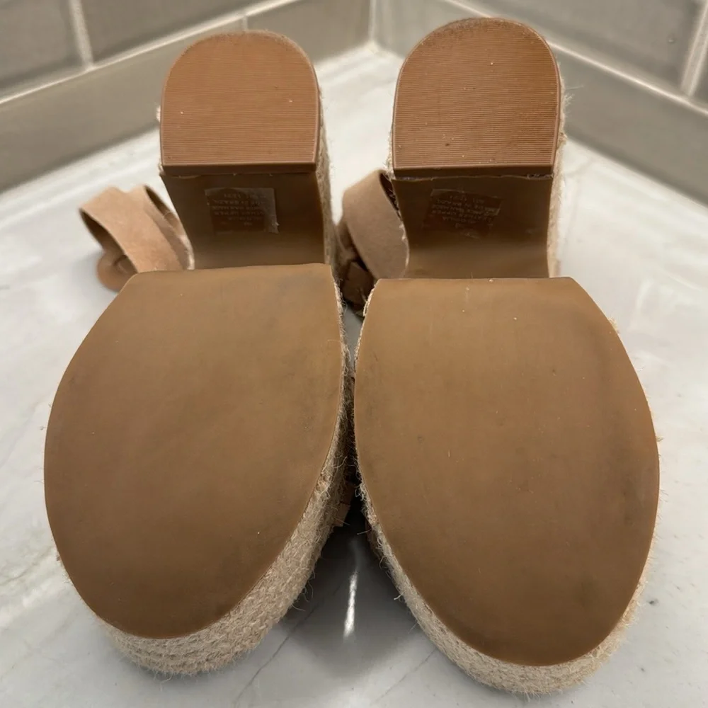 Marc Fisher ODILIA ESPADRILLE PLATFORM SANDAL Size7 M Natural Suede EUC